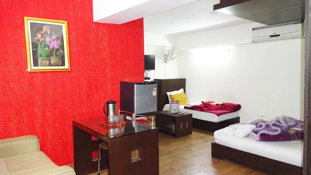 Hotel Durga International Yeni Delhi Dış mekan fotoğraf
