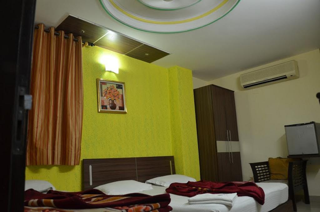 Hotel Durga International Yeni Delhi Dış mekan fotoğraf