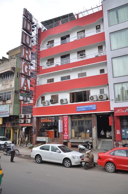 Hotel Durga International Yeni Delhi Dış mekan fotoğraf