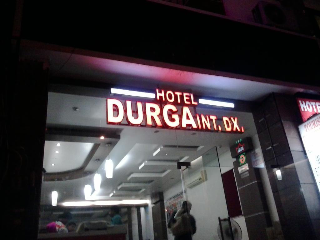Hotel Durga International Yeni Delhi Dış mekan fotoğraf